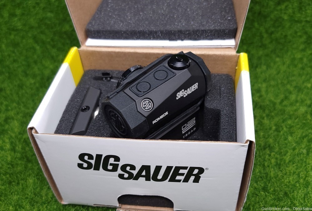 Used Sig ROMEO5 TREAD M400 Red Dot Sight 1x20mm 2 MOA-Dot - SOR52010-img-1