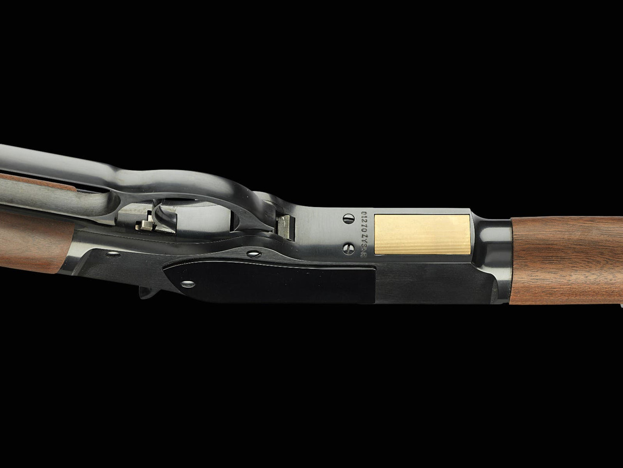 Winchester Model 1873 Short Rifle .38 Special and .357 Magnum 20 inch 11 Round Blued Walnut