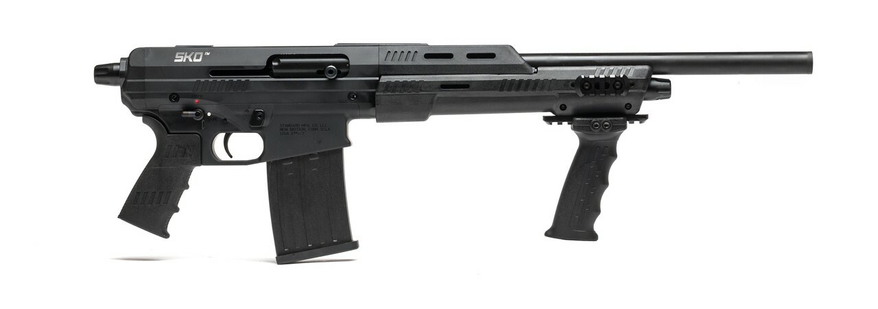 Standard Manufacturing SKO-12 Shorty 12GA, 18.875in. Barrel, 5rd, VFG Incl. - Black (SKOSBLK)