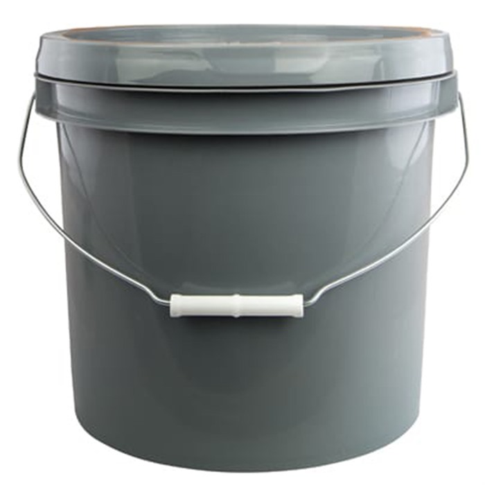 Corn Cob Media 15 lbs. In 3-1/2 gallon Bucket