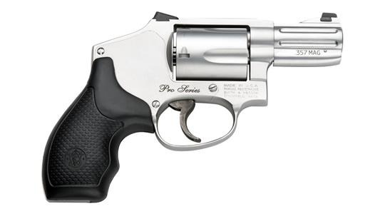 S&W PC Pro Series M640 Handgun .357 MAG 5rd Capacity 2.13" Barrel Stainless Steel Frame Night Sights Moon Clip - DEMO